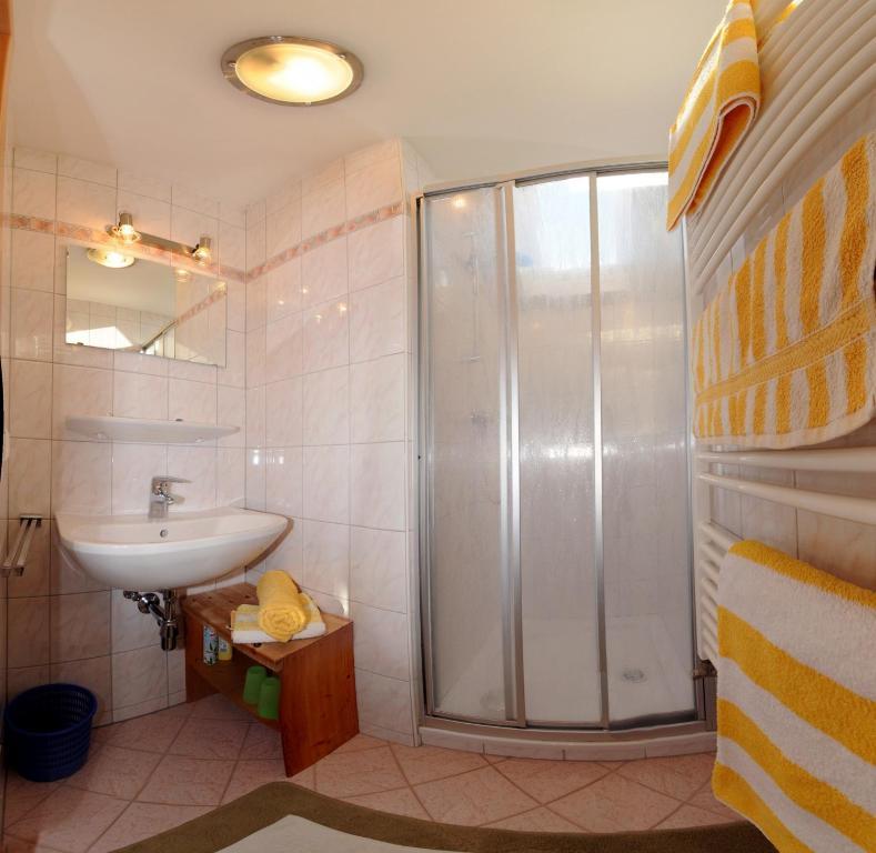 Haus Lukasser Grobming Pokoj fotografie
